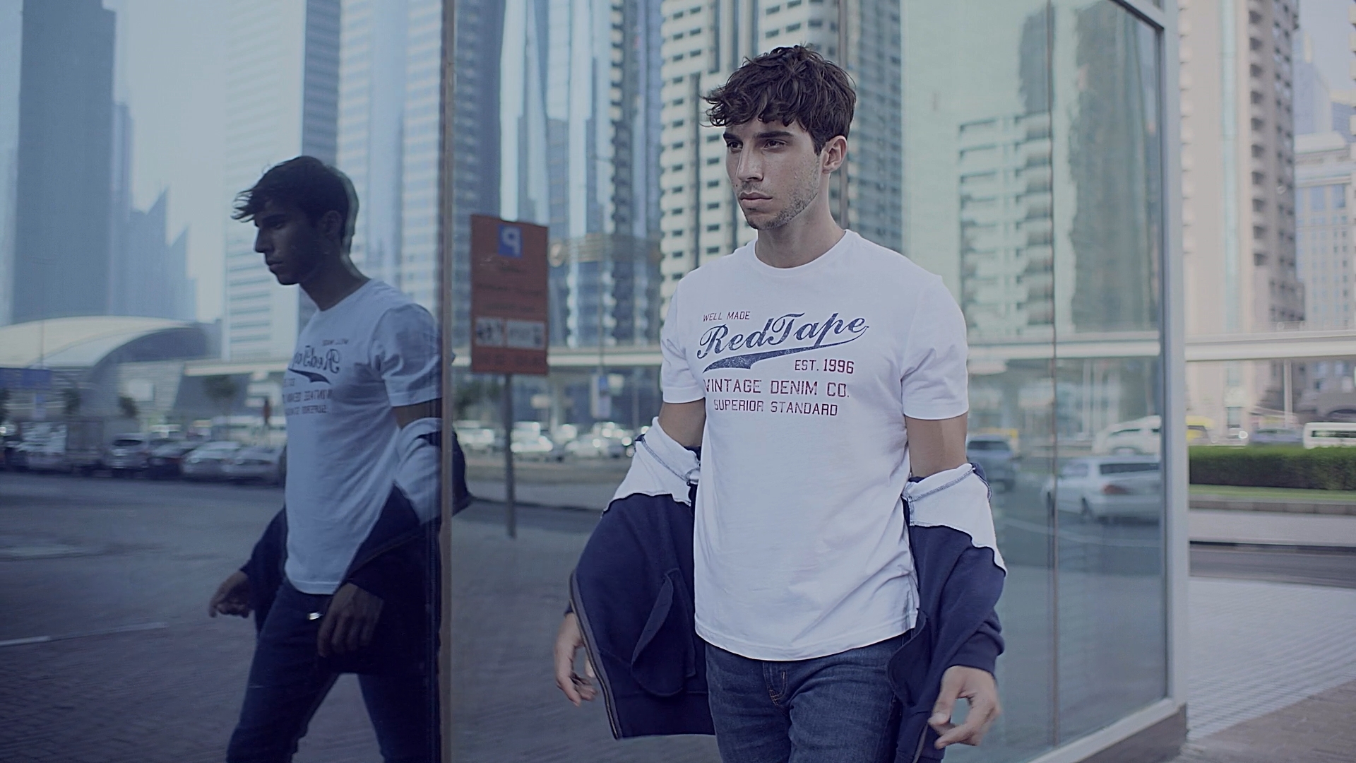 EasyTakeShowreel_00_00_14_13
