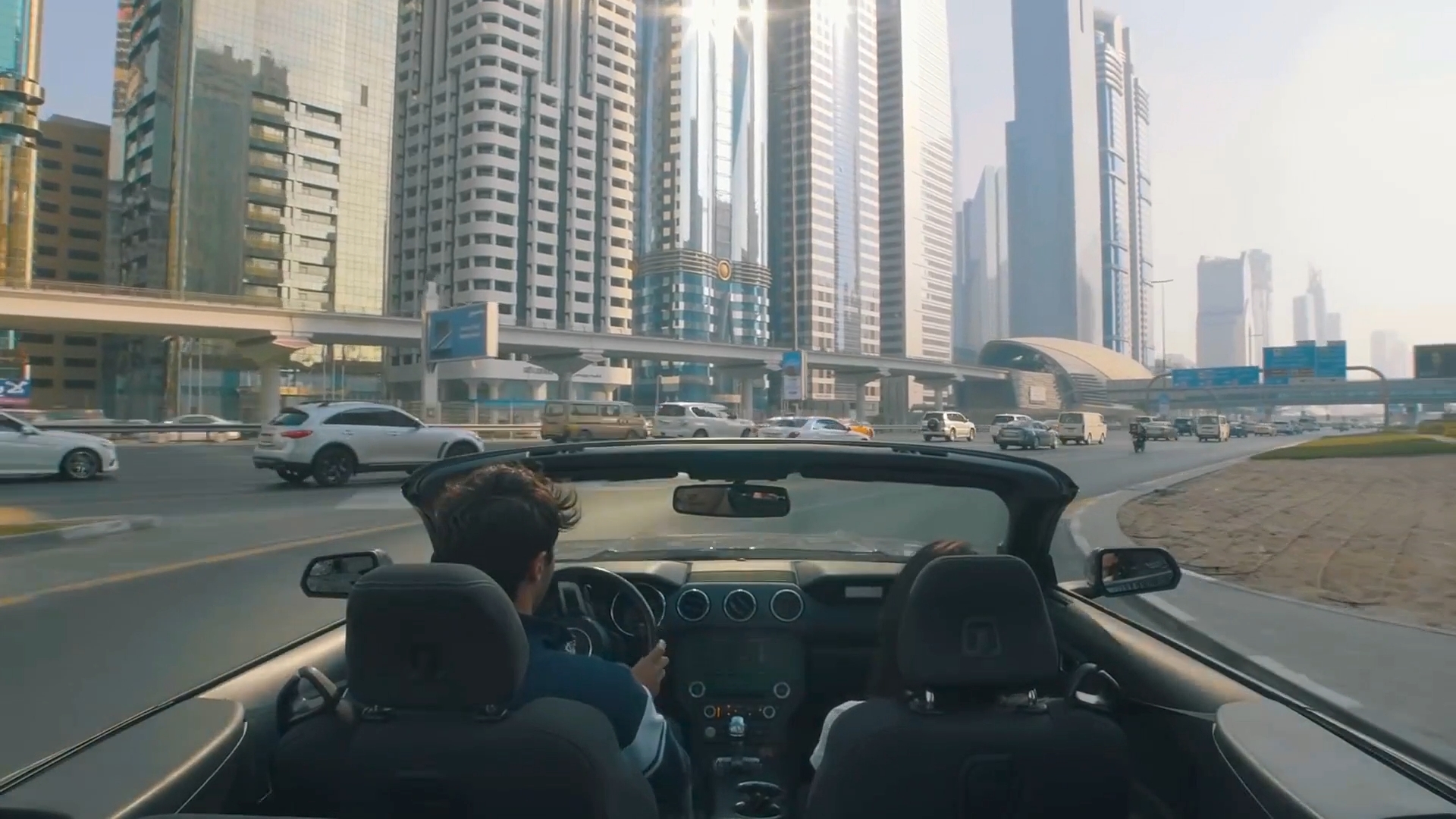 EasyTakeShowreel_00_00_18_12